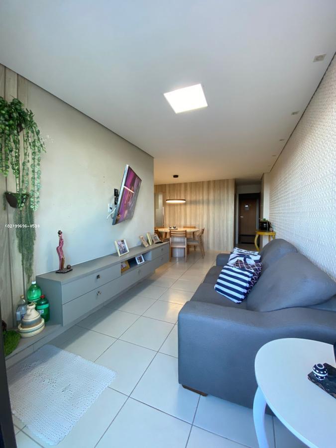 Apartamento à venda com 2 quartos, 80m² - Foto 1