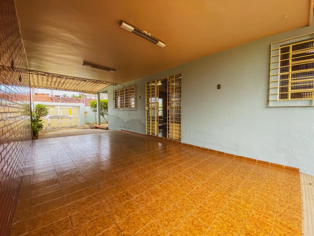 Casa à venda com 3 quartos, 450m² - Foto 18