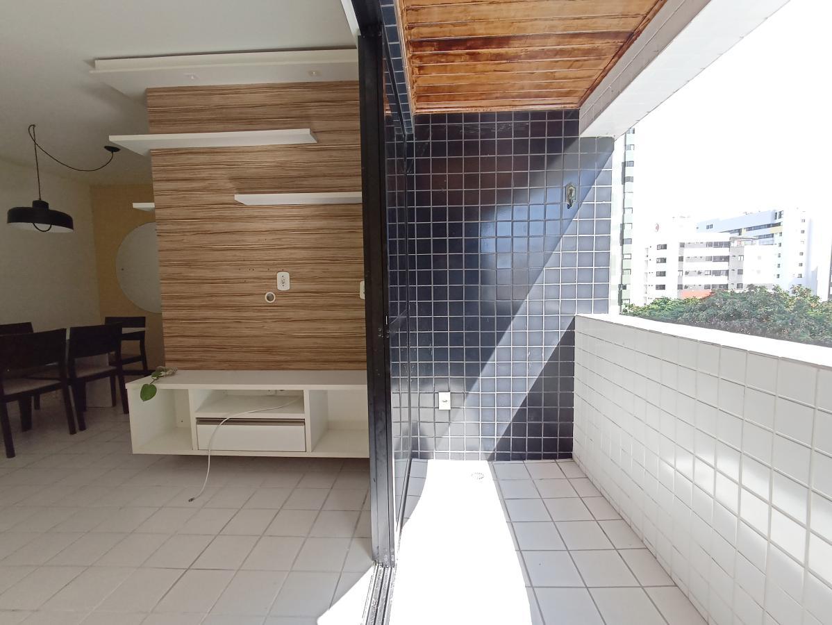 Apartamento à venda com 2 quartos, 65m² - Foto 4