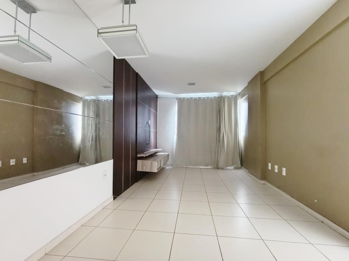 Apartamento à venda com 3 quartos, 74m² - Foto 3