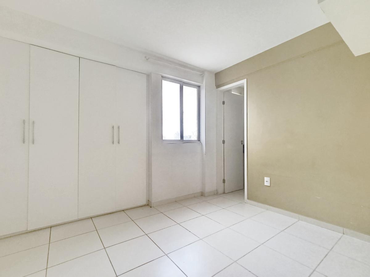 Apartamento à venda com 3 quartos, 74m² - Foto 12