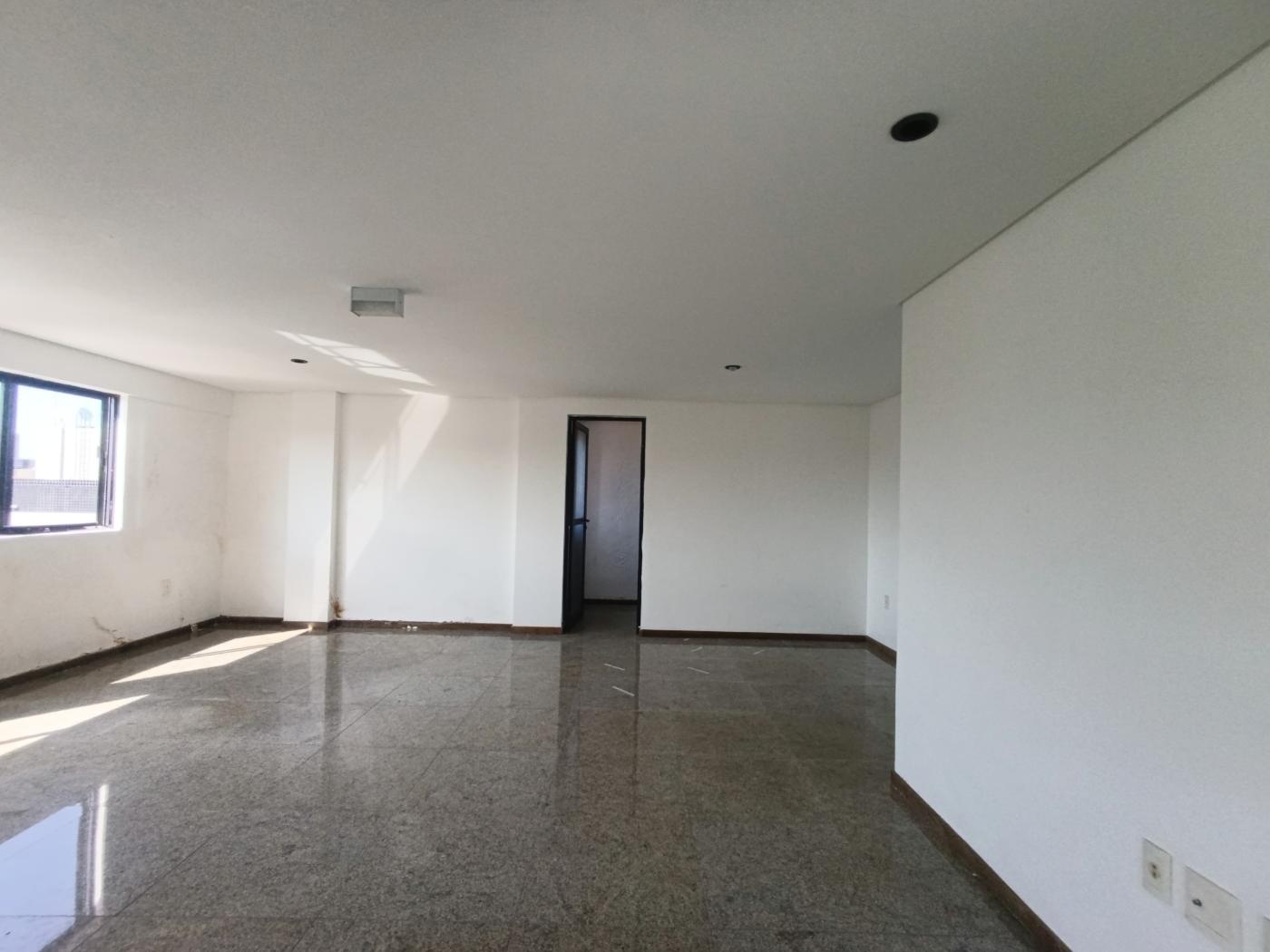 Apartamento à venda com 3 quartos, 96m² - Foto 19