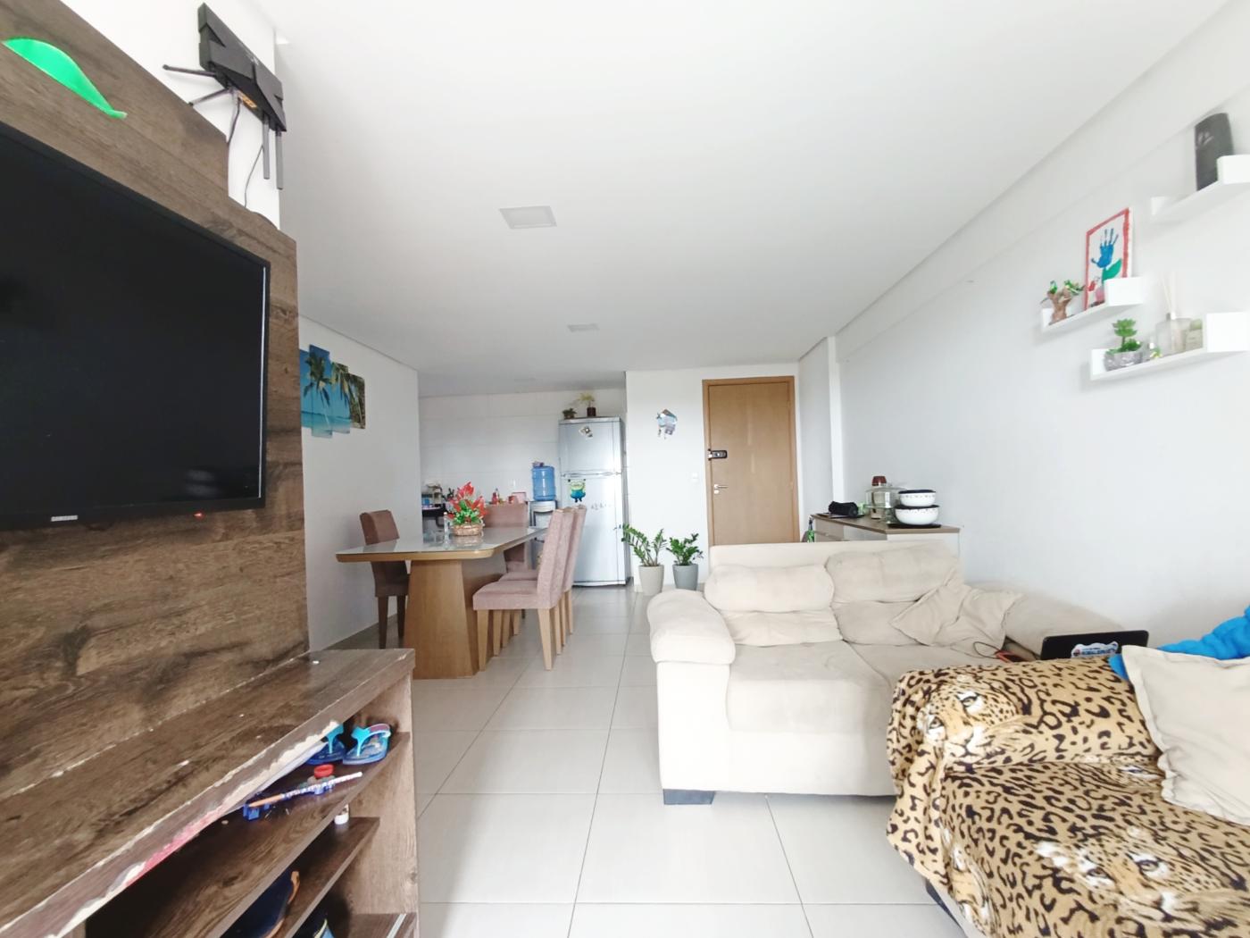 Apartamento à venda com 3 quartos, 113m² - Foto 1