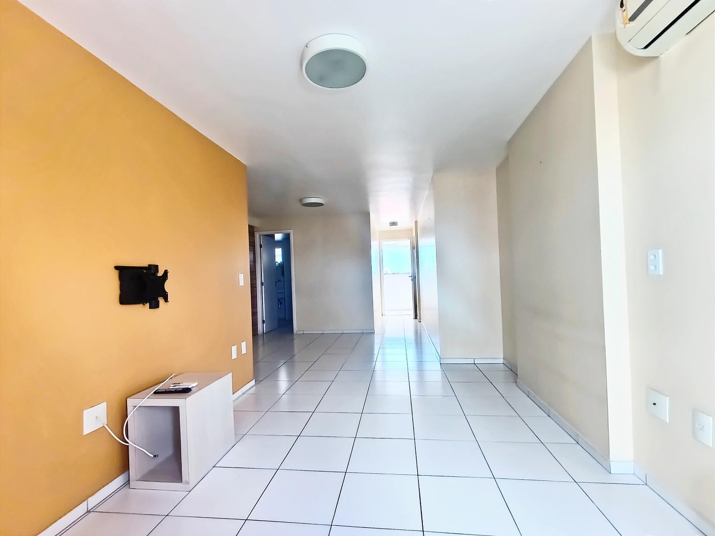 Apartamento à venda com 3 quartos, 89m² - Foto 2