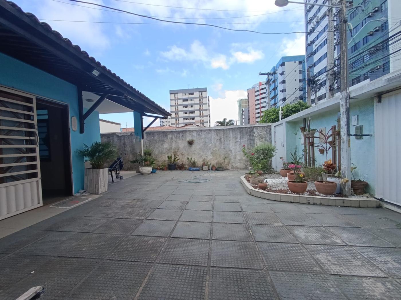 Casa à venda com 4 quartos, 360m² - Foto 16