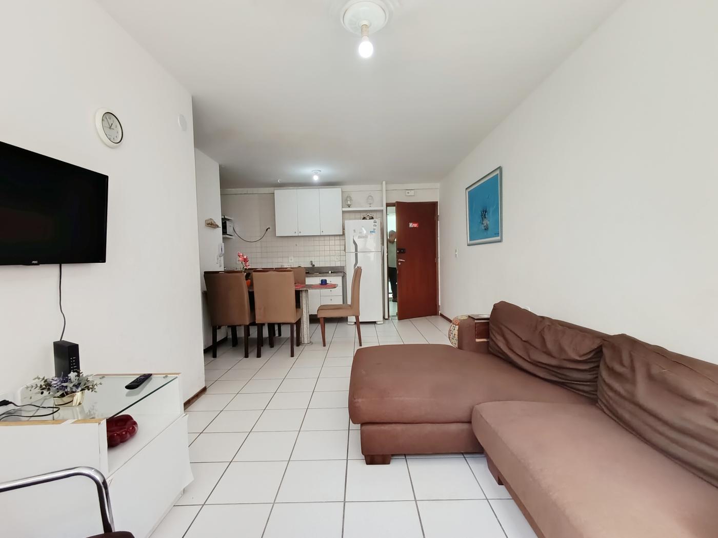 Apartamento à venda com 1 quarto, 45m² - Foto 2