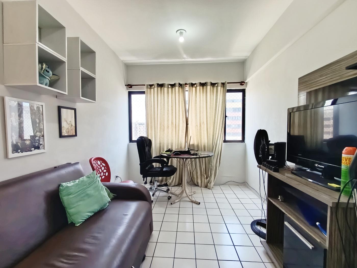 Apartamento à venda com 1 quarto, 38m² - Foto 1