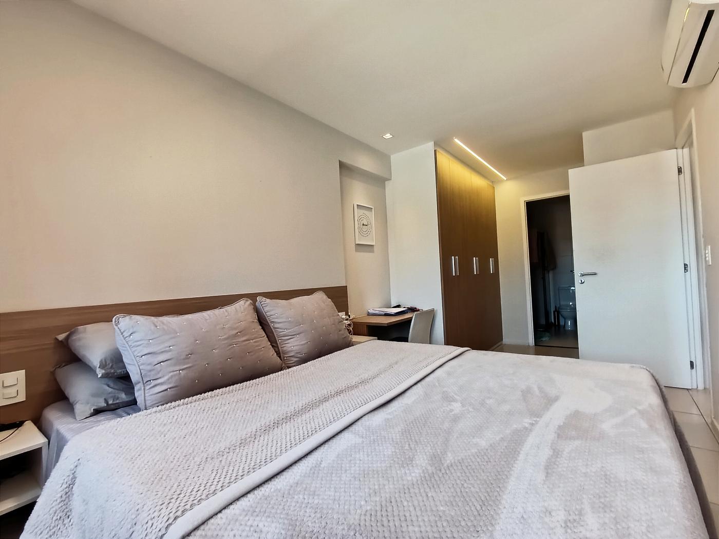 Apartamento à venda com 2 quartos, 62m² - Foto 17