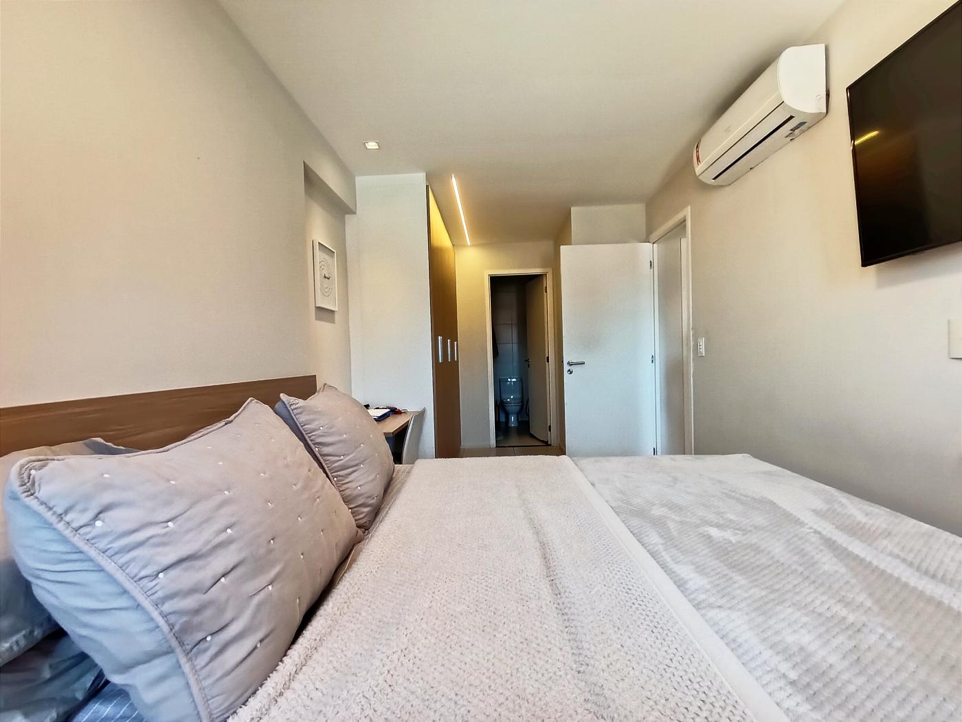 Apartamento à venda com 2 quartos, 62m² - Foto 18