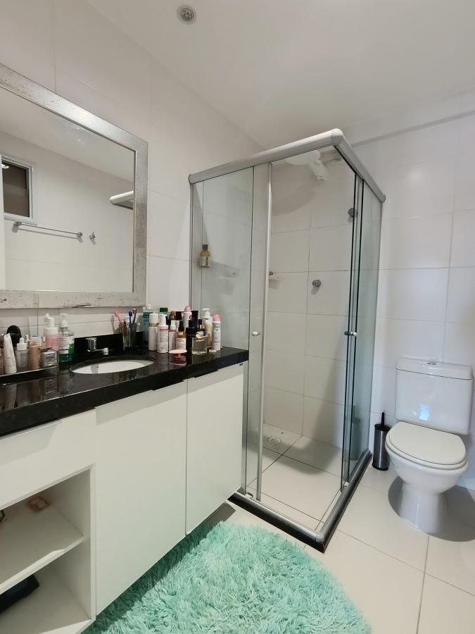 Apartamento à venda com 2 quartos, 62m² - Foto 20