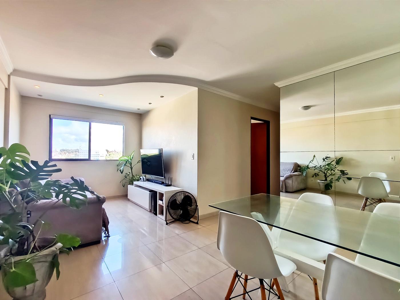 Apartamento à venda com 3 quartos, 66m² - Foto 1